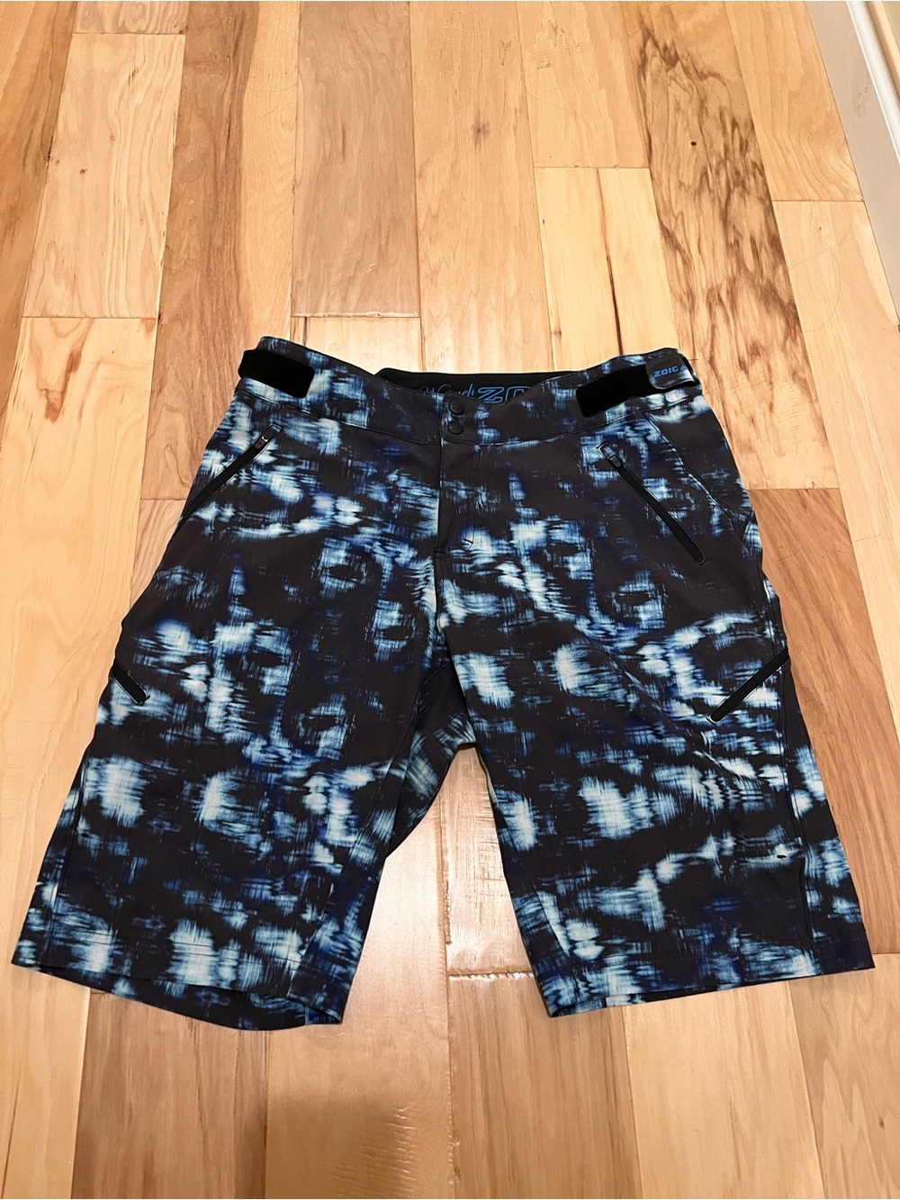 Women’s Zoic Neveah Shorts